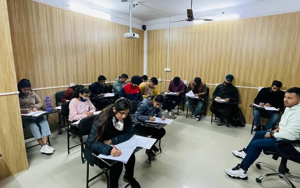 Students in IELTS classes in Dehradun